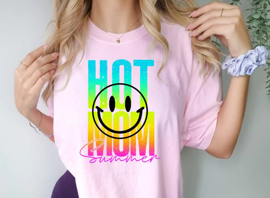 ☀️ Hot Mom Summer Tee – Confidence, Sunshine & Mom Life!