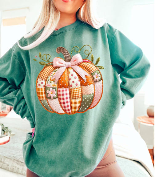 Embroidery Pumpkin Tee