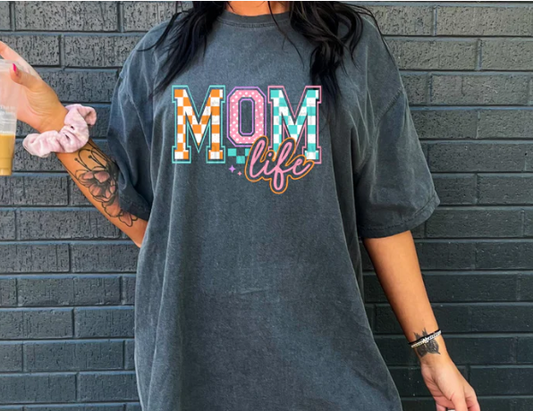 Mom Life Tee